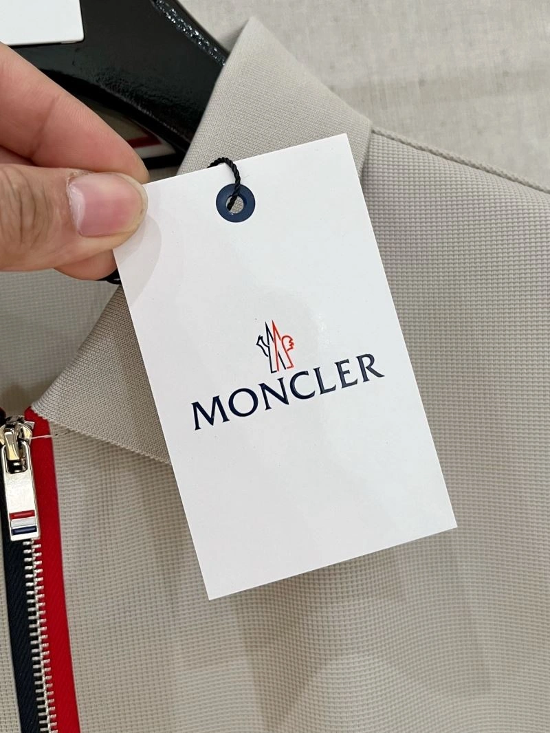 Moncler T-Shirts SportInspired 139993