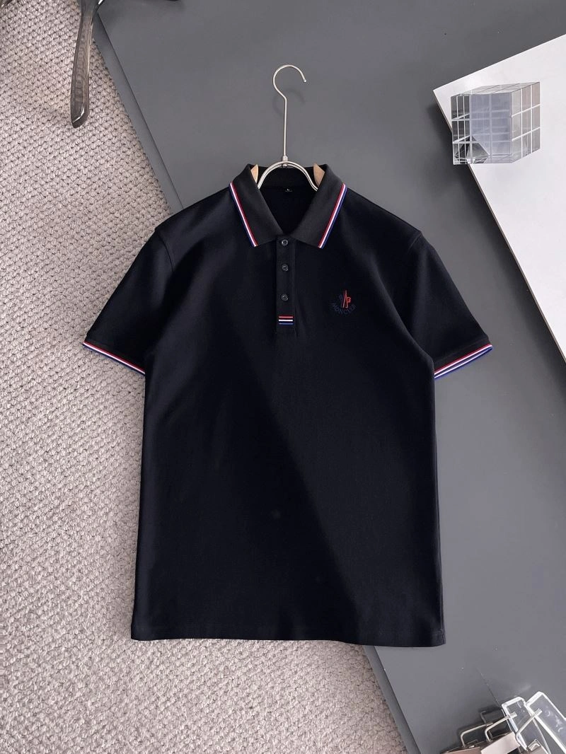 Moncler T-Shirts Unisex 139995
