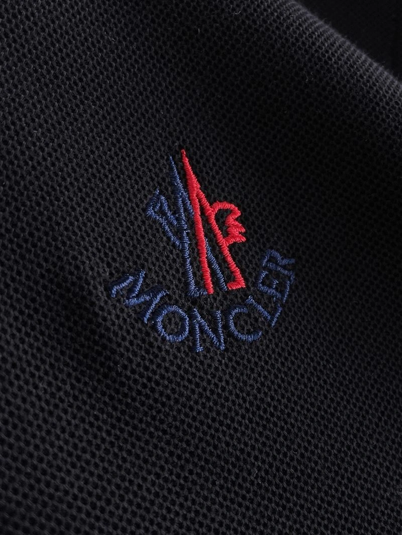 Moncler T-Shirts Unisex 139995