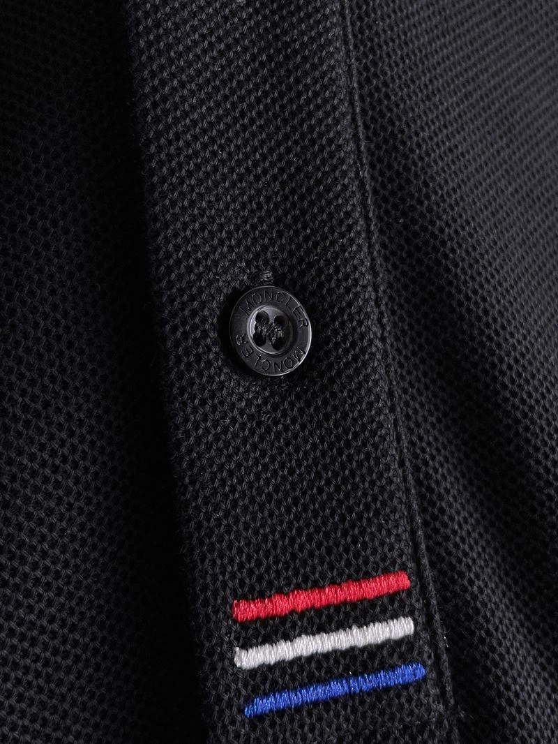 Moncler T-Shirts Unisex 139995