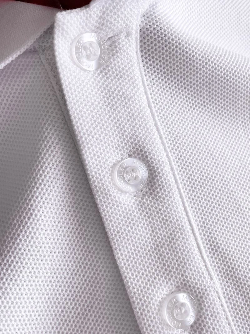 Classic Moncler T-Shirts 139983