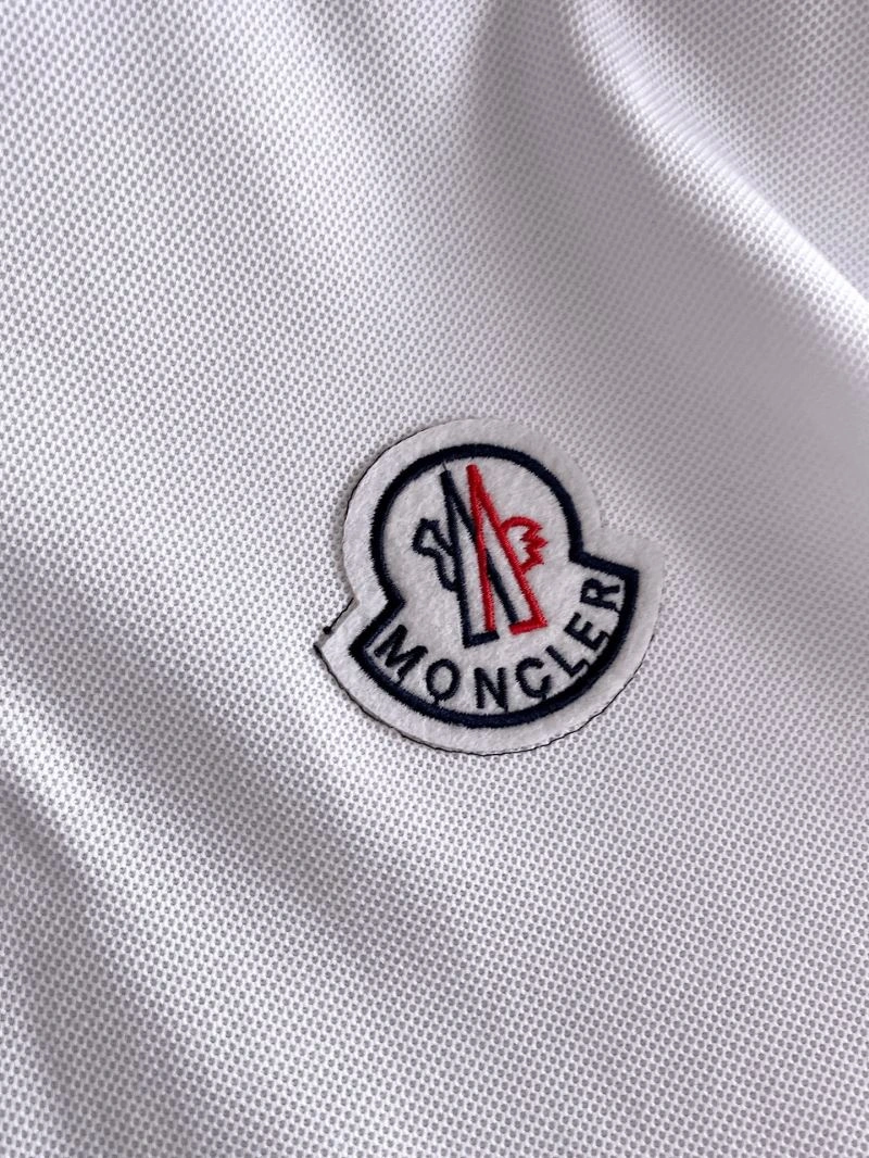 Moncler T-Shirts EasyCare 139982