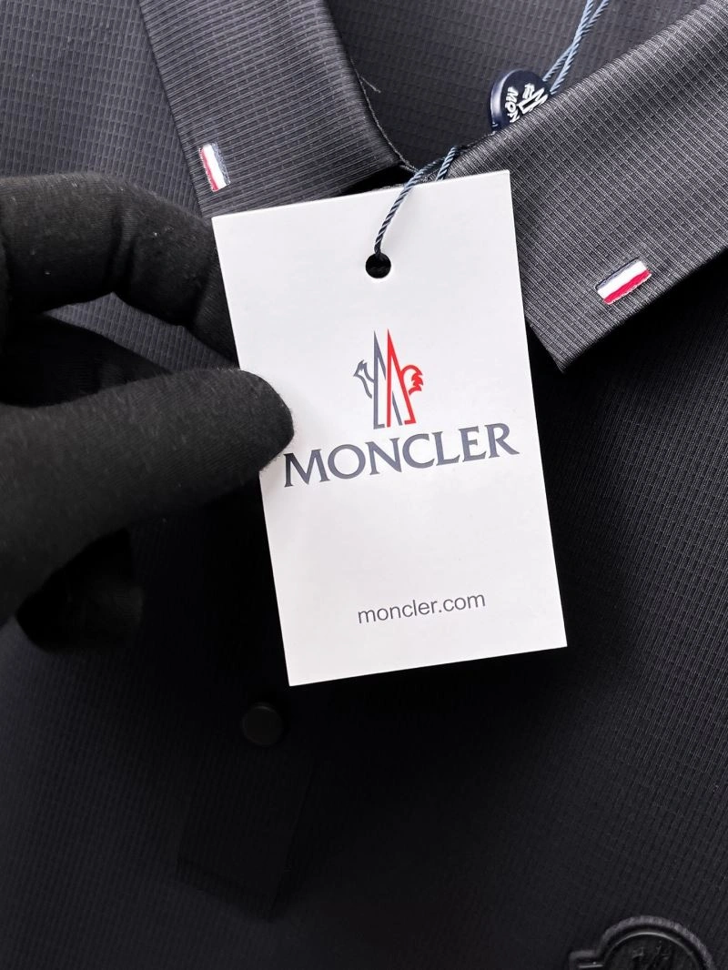Moncler T-Shirts Practical 139984