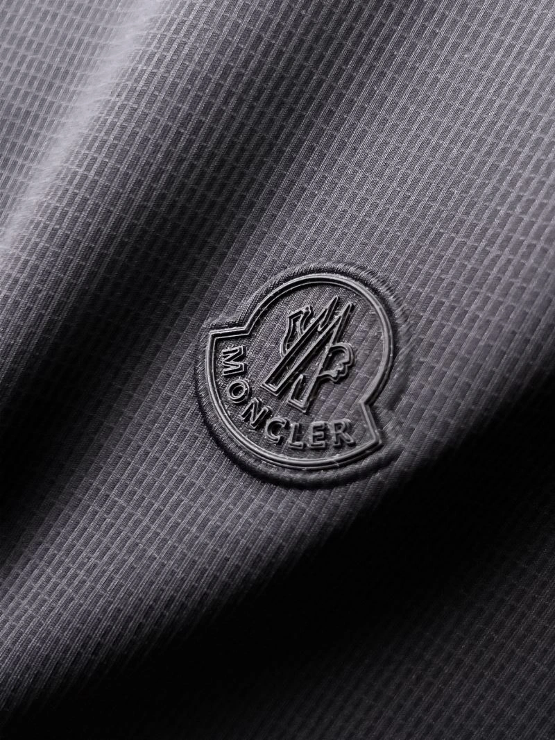 Moncler T-Shirts Practical 139984