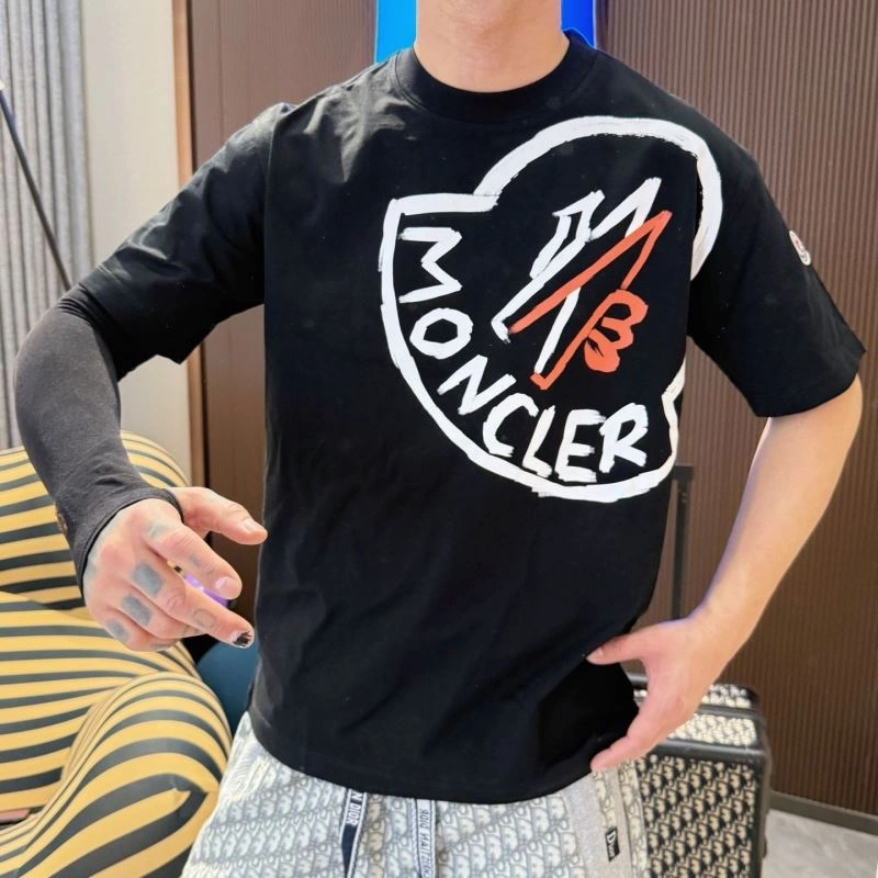 Fashionable Moncler T-Shirts 139968