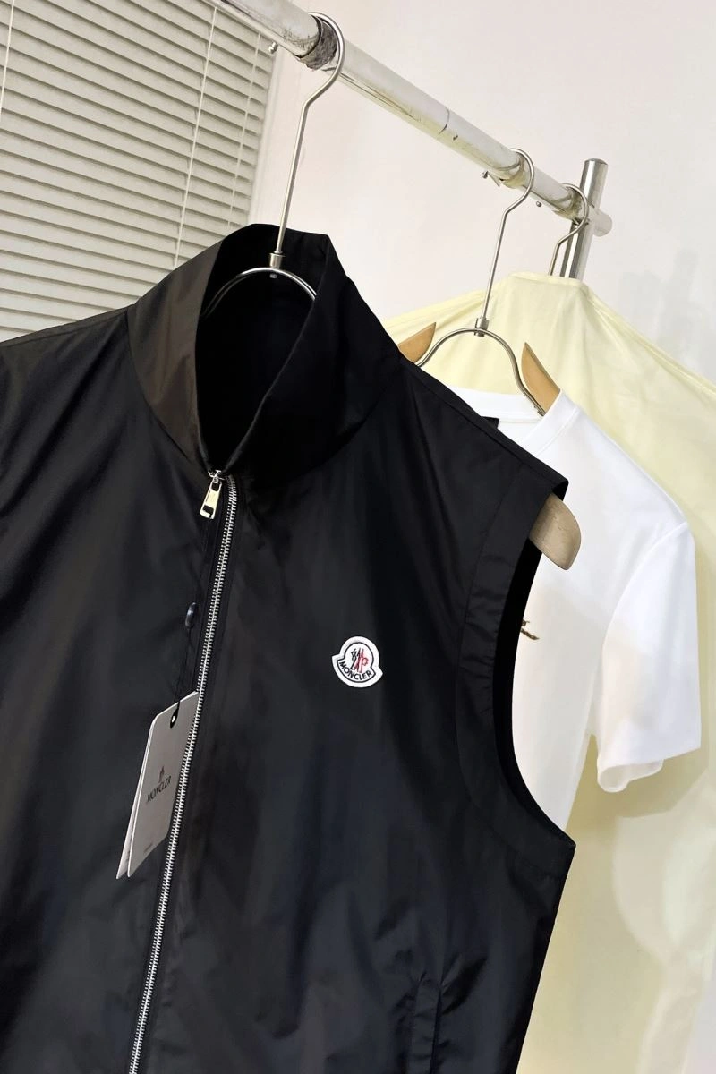 Resilient Moncler Vest 142871