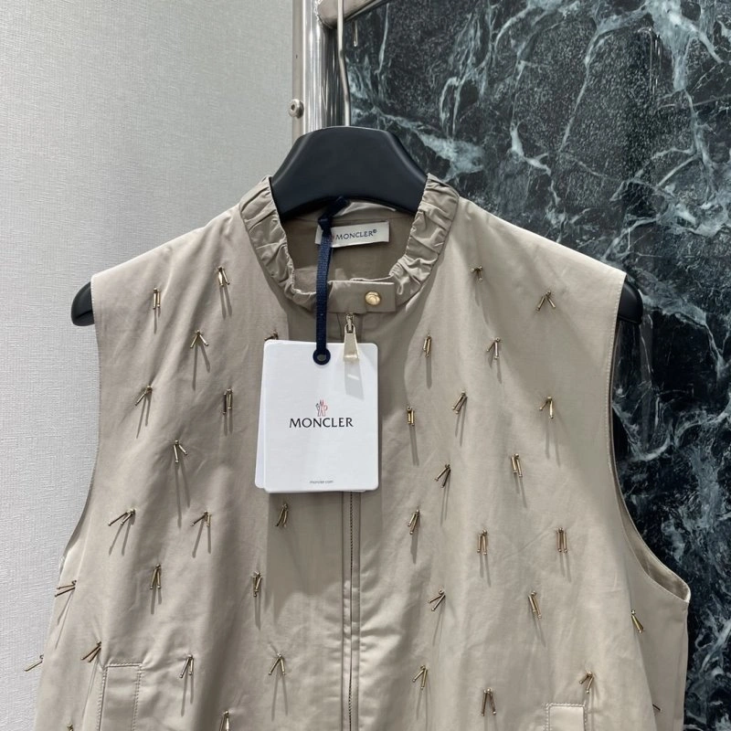 Moncler Vest ModernLook 139704