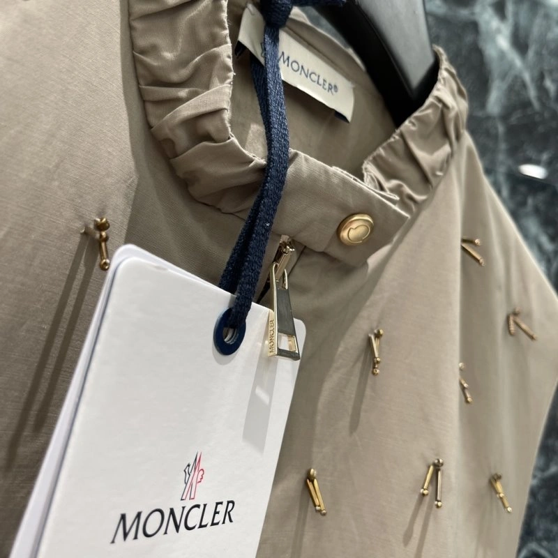 Moncler Vest ModernLook 139704