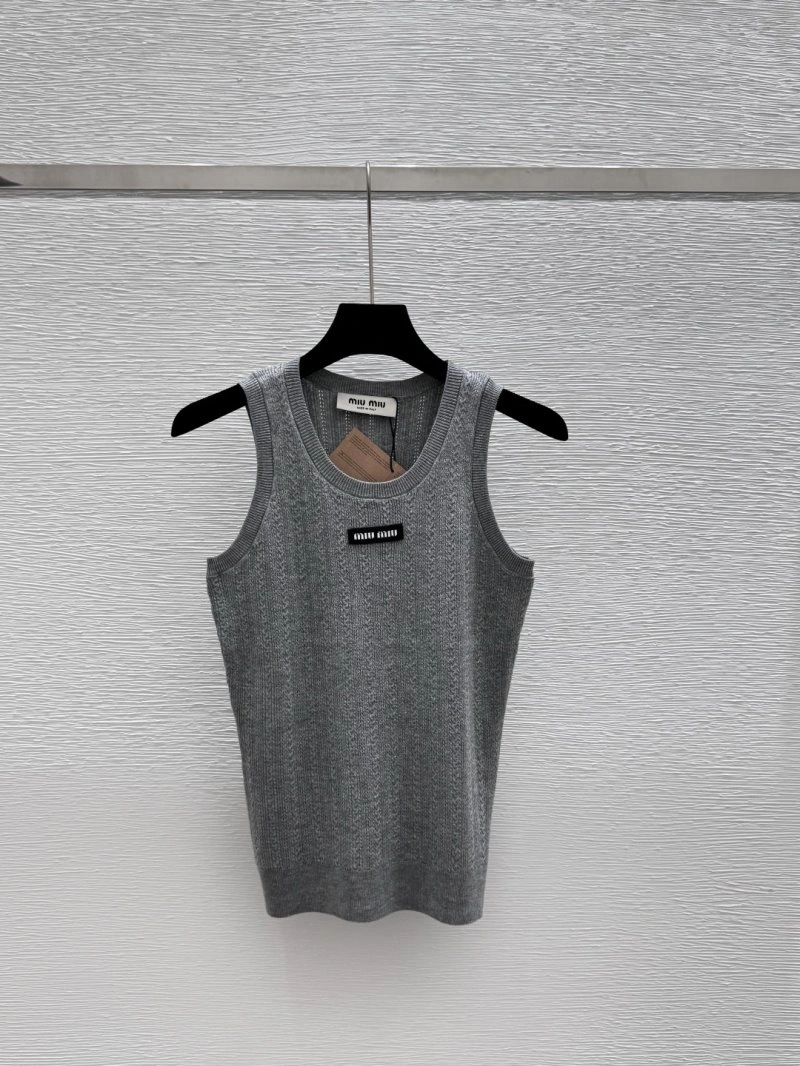 Sporty Moncler Vest 139506