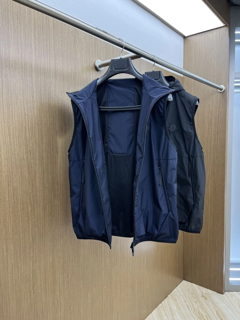 Unisex Moncler Vest 140369