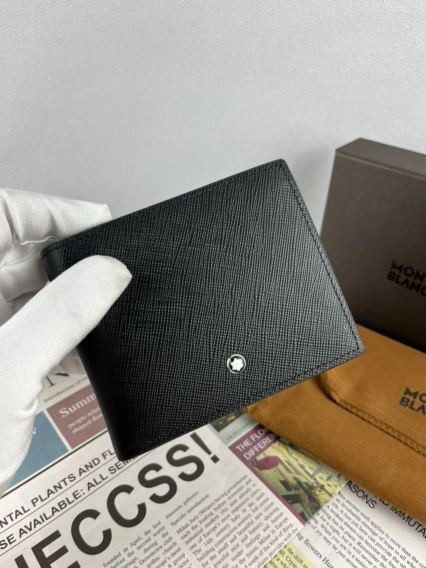 Refined Montblanc Wallets Purse 38638