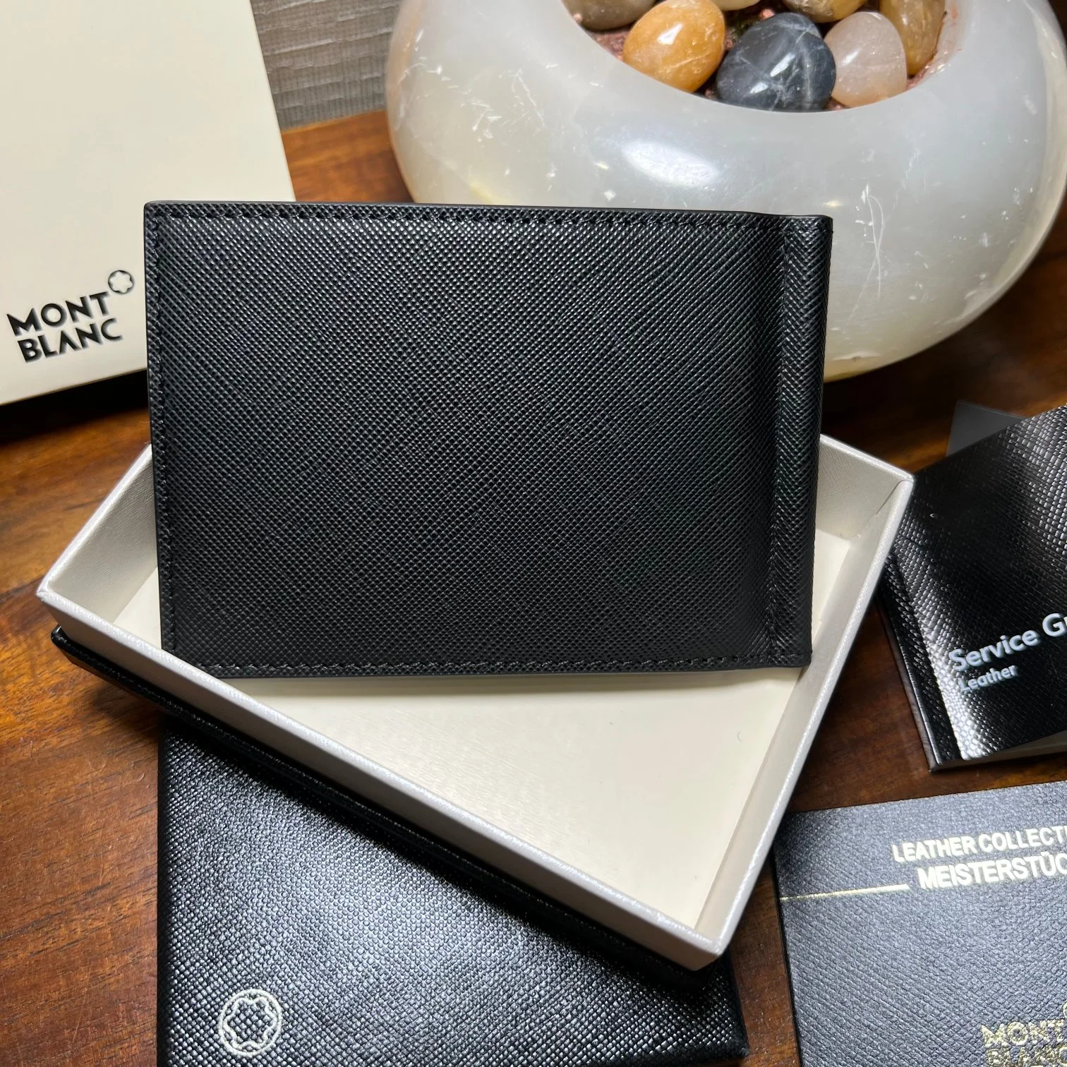 Refined Montblanc Wallets Purse 38633