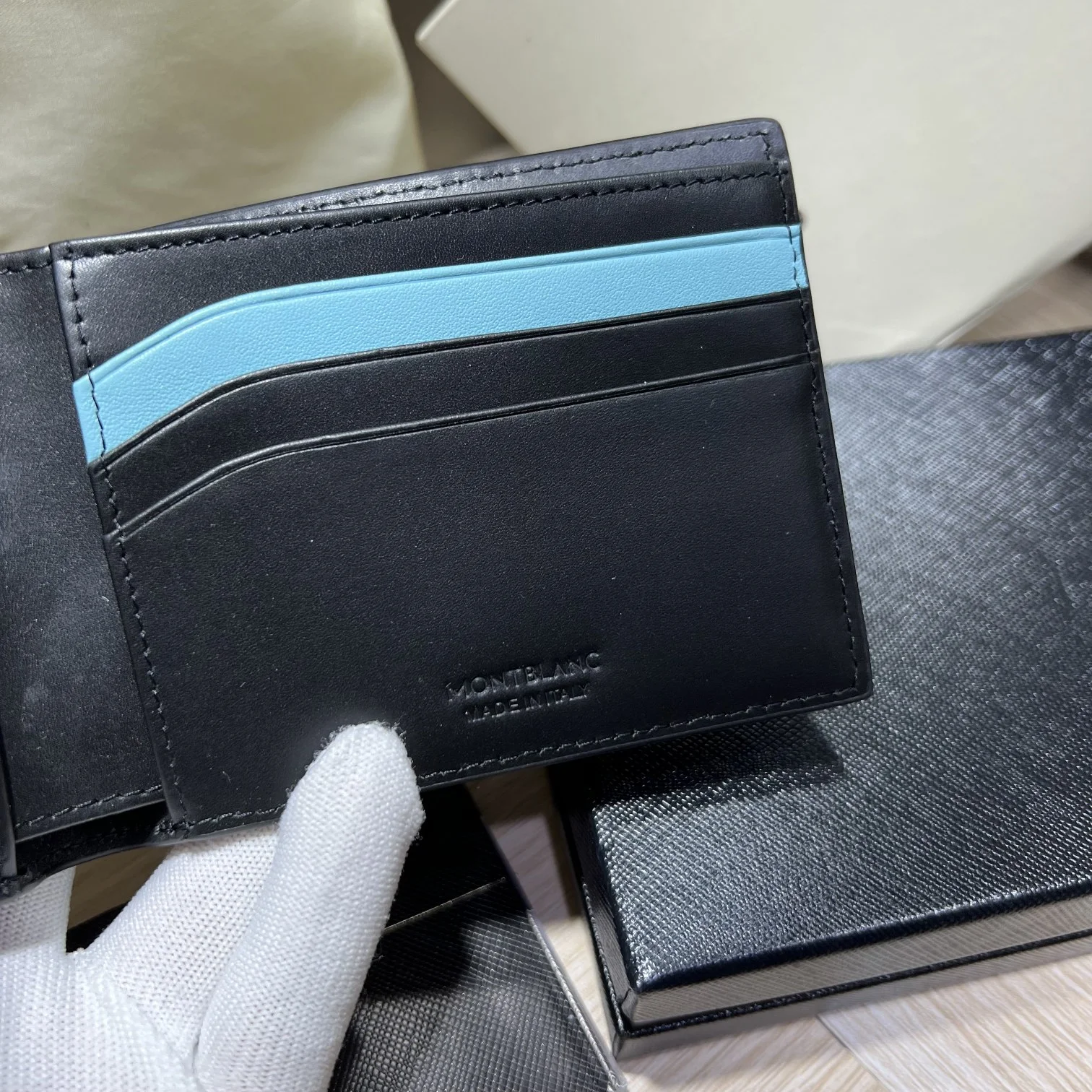 Elegant Montblanc Wallets Purse 38629