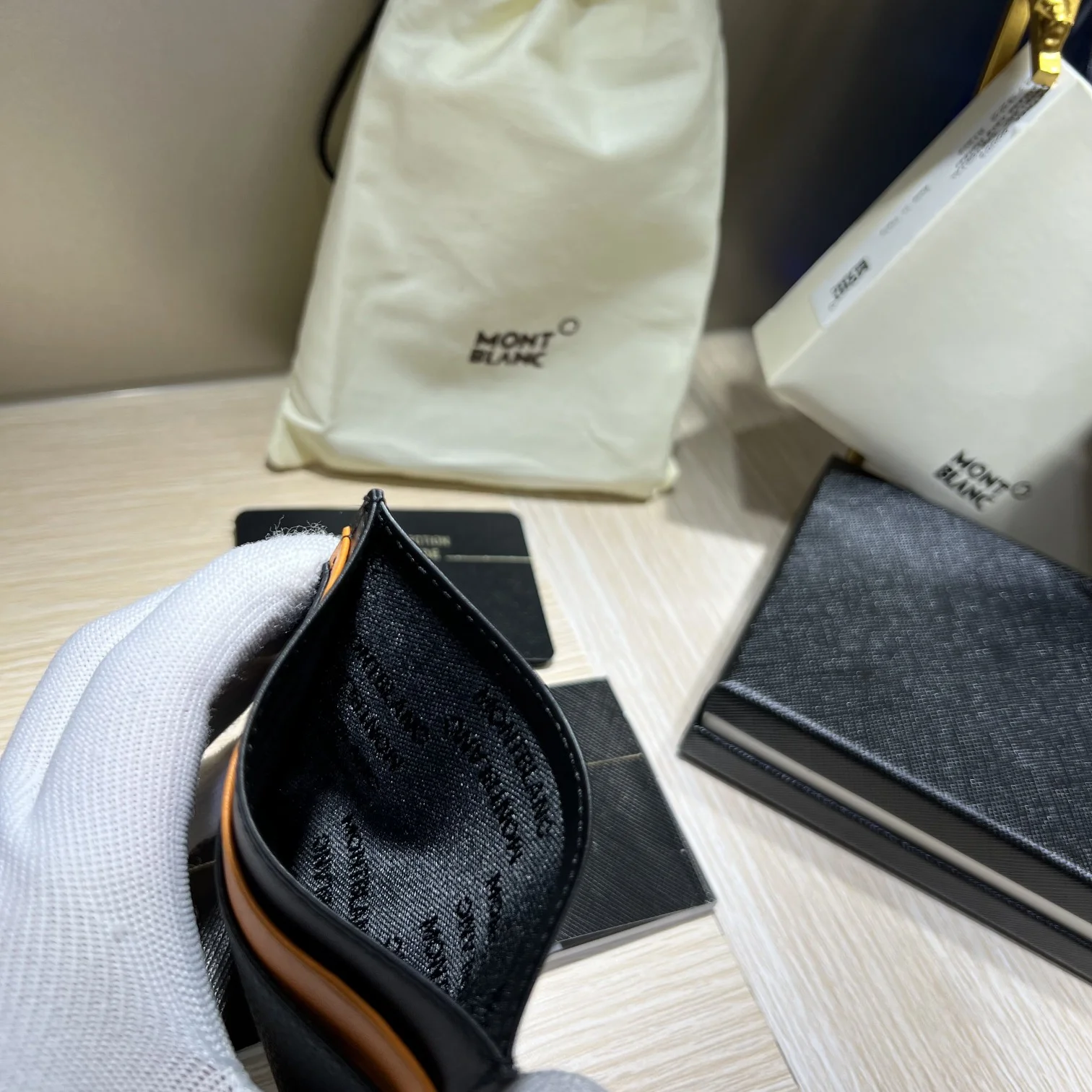 Practical Montblanc Wallets Purse 38621