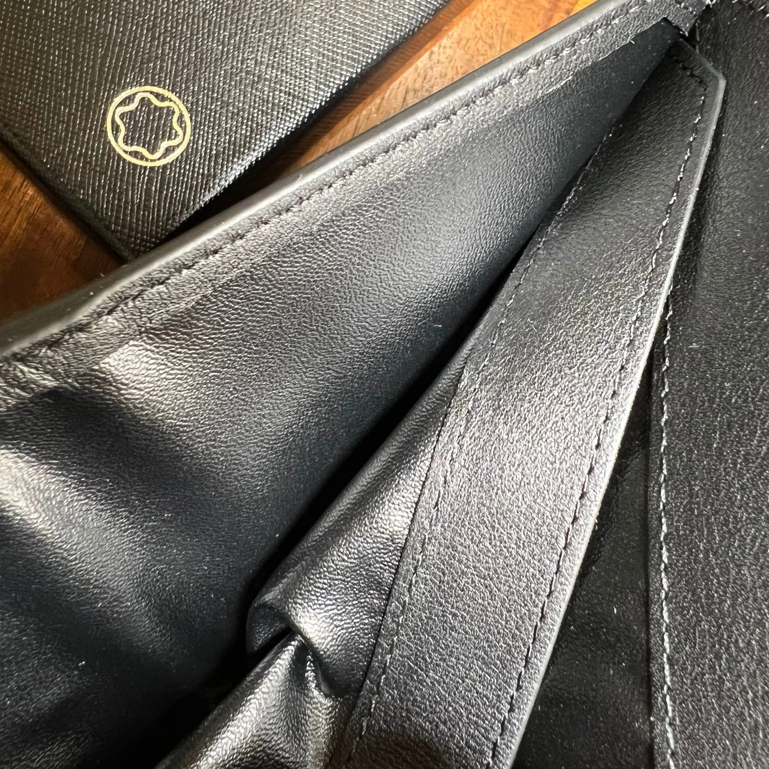 Functional Montblanc Wallets Purse 38626