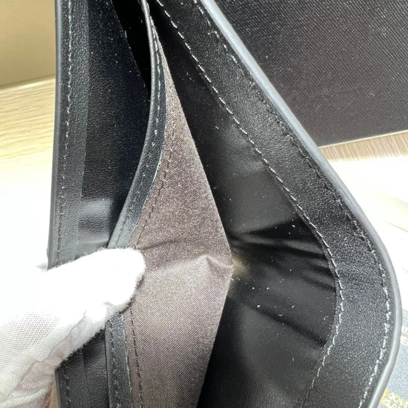 Resilient Montblanc Wallets Purse 38485