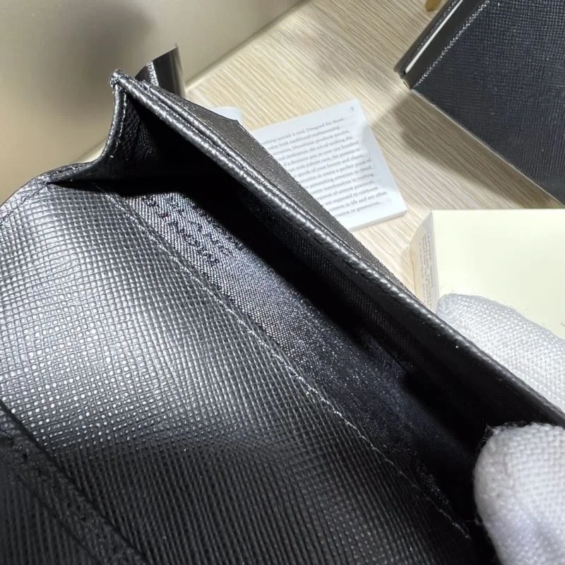 Elegant Montblanc Wallets Purse 38425