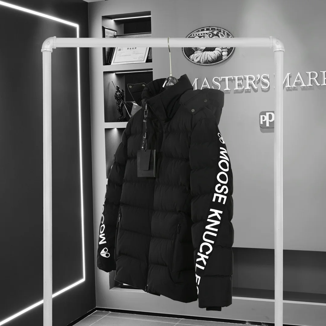 Moose Knuckles Down Jackets ModernLook 165139