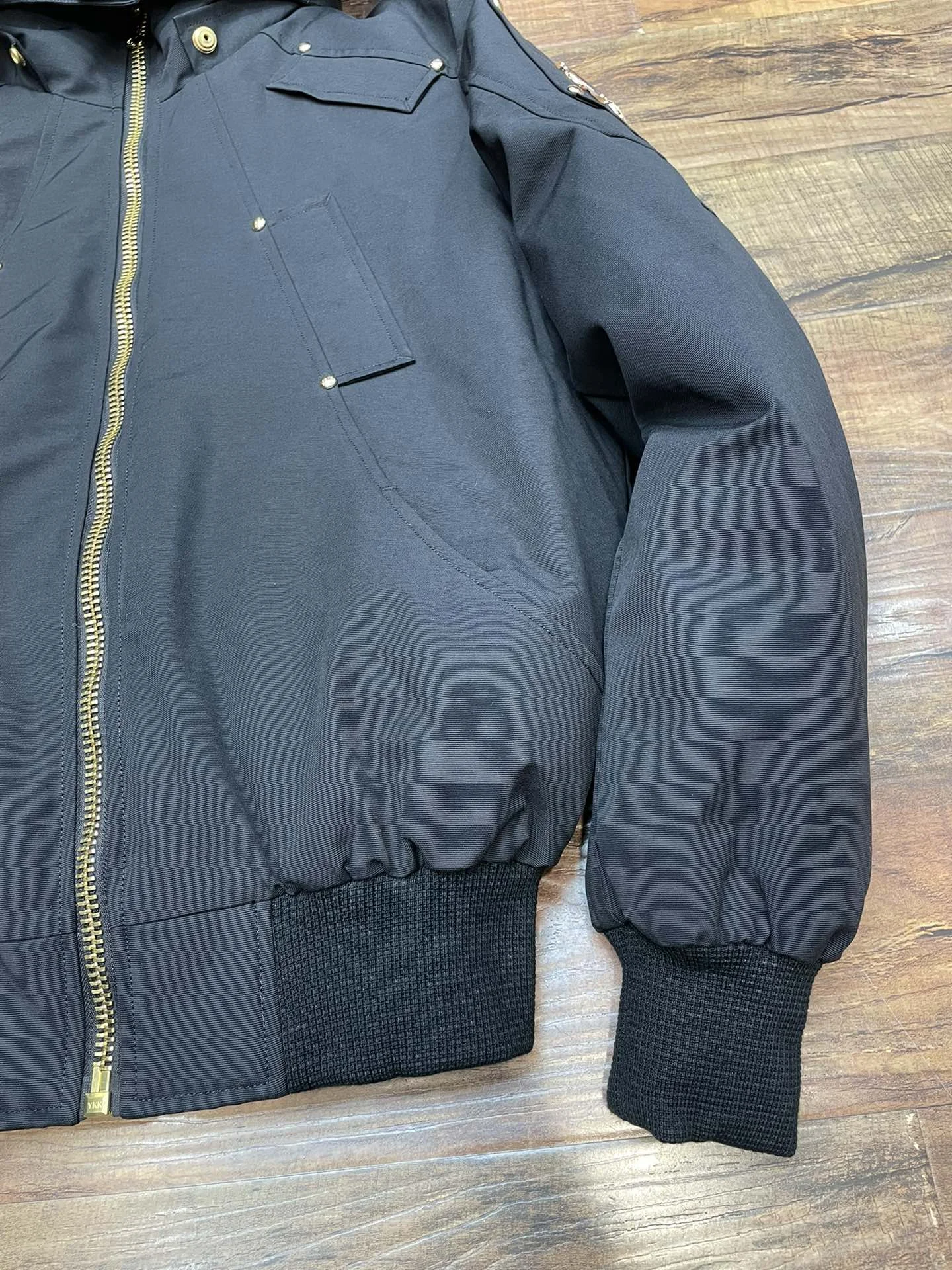 Lightweight Moose Knuckles Down Jackets 165133