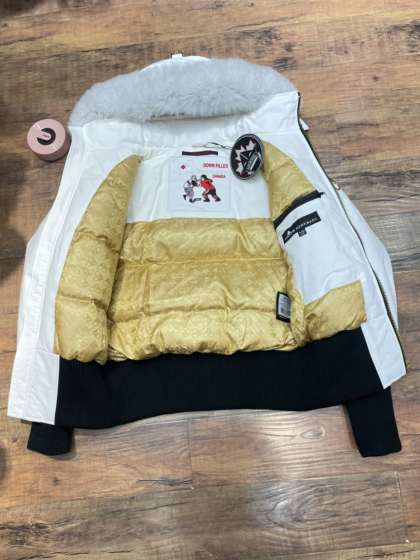 Minimalist Moose Knuckles Down Jackets 165137