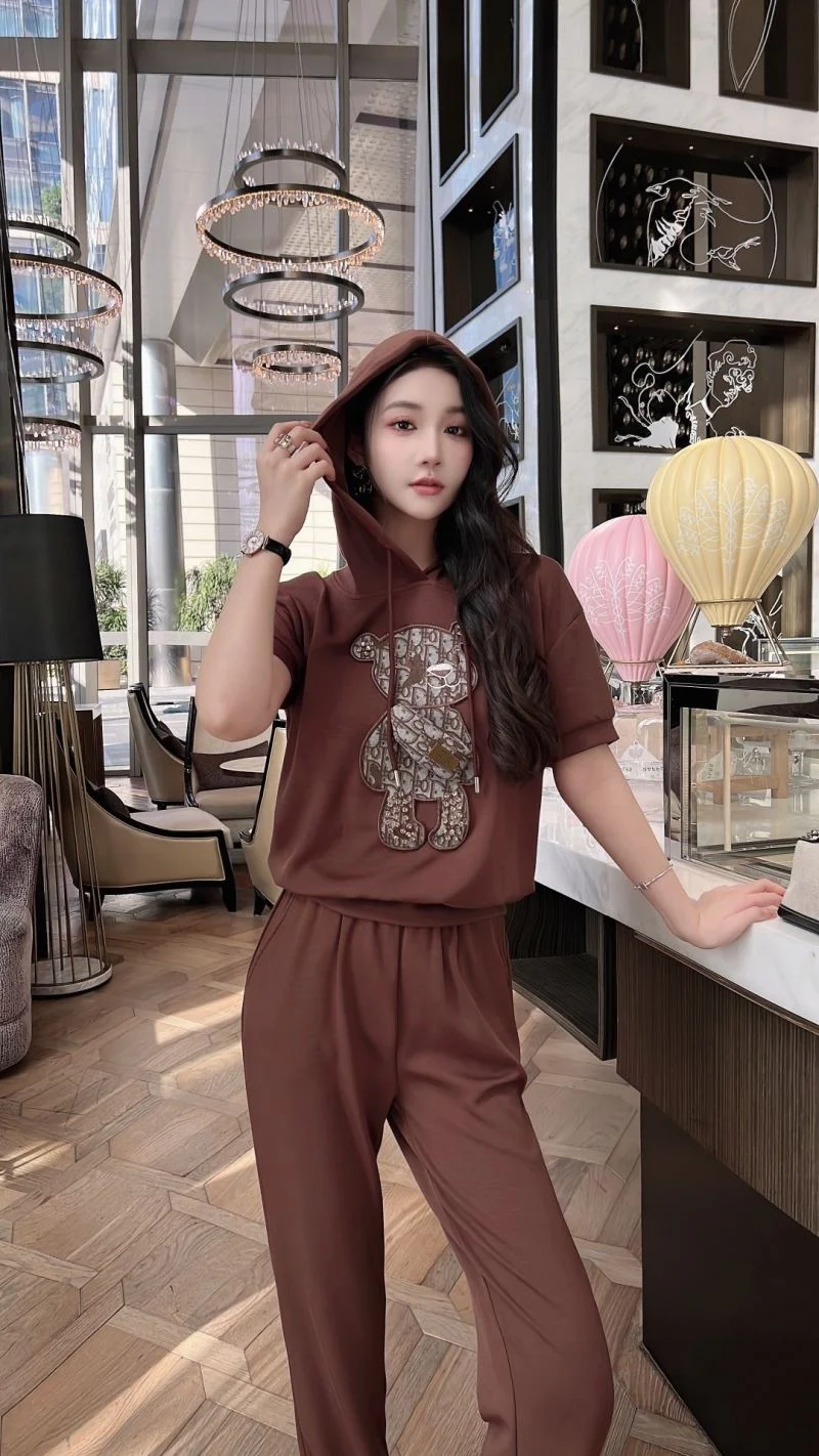 Sleek Moschino Long Suits 163928