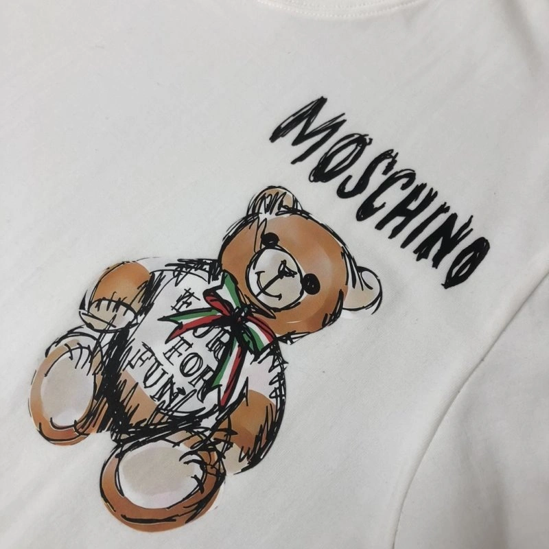 SportInspired Moschino T-Shirts 152238