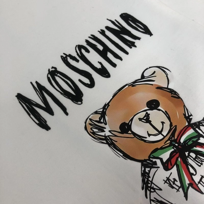 SportInspired Moschino T-Shirts 152238