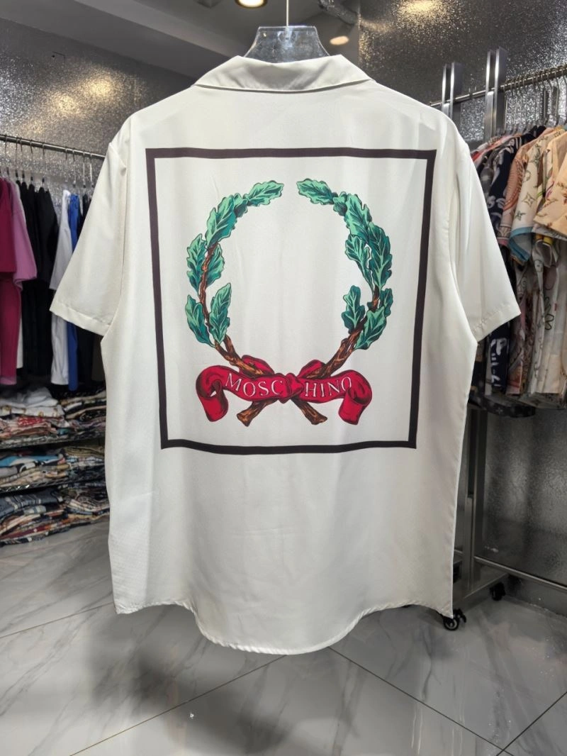 Efficient Moschino T-Shirts 161368