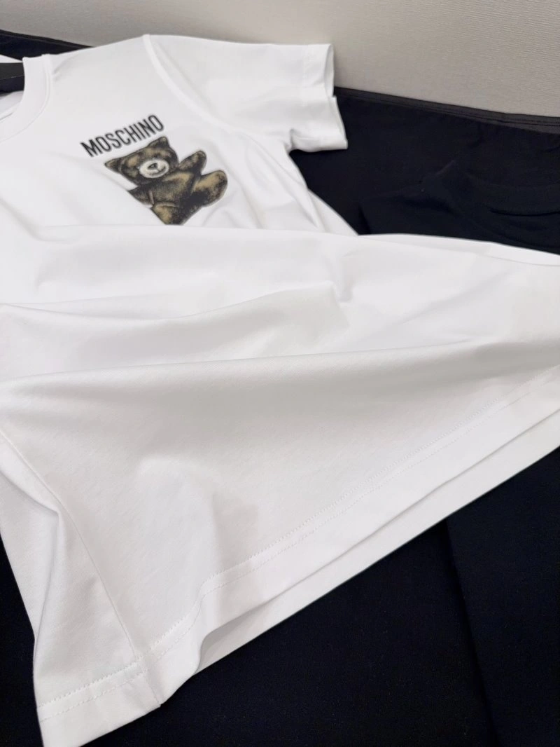 WaterResistant Moschino T-Shirts 148293