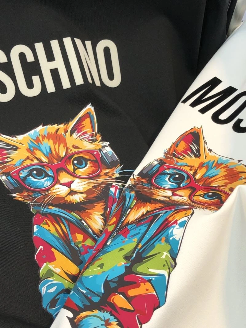 GoodFit Moschino T-Shirts 160063