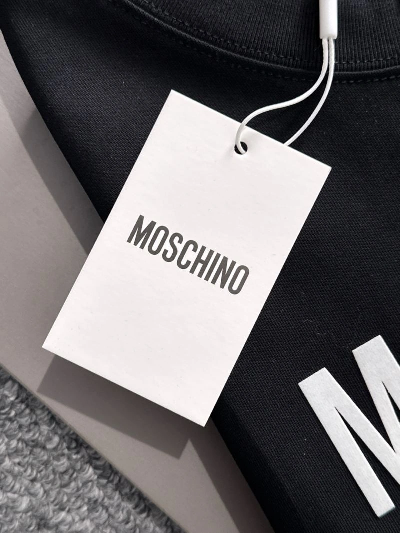 Timeless Moschino T-Shirts 160069