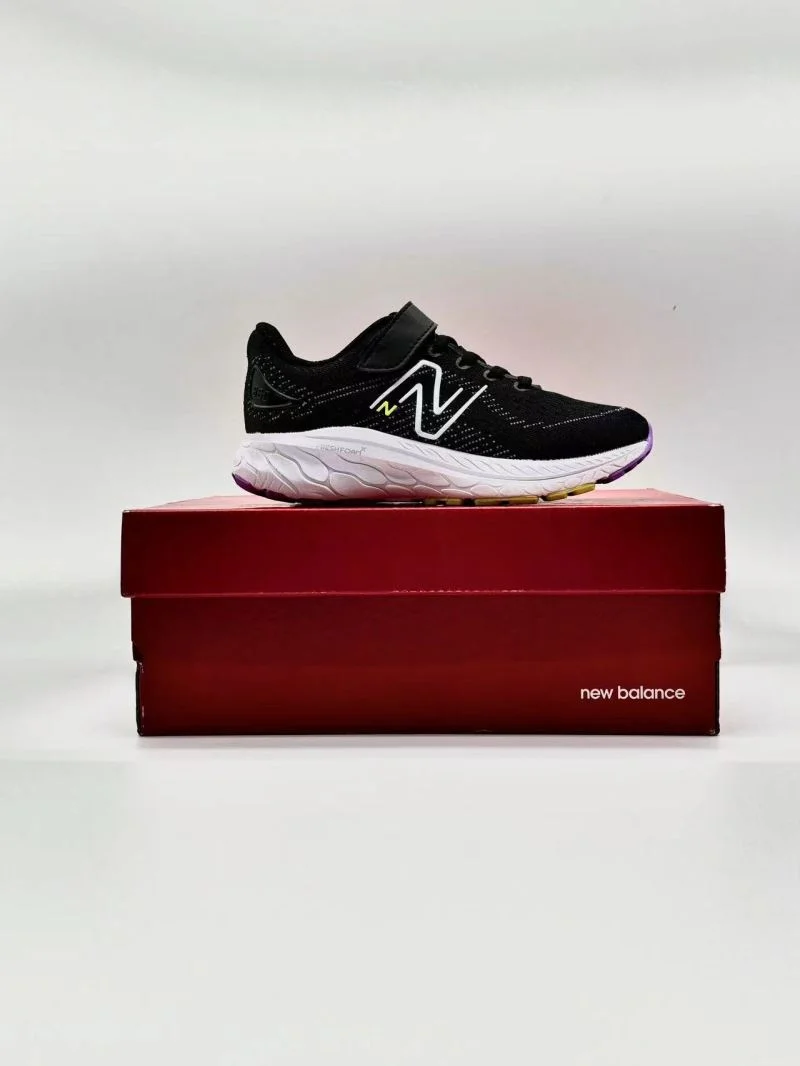 Trendy NEW BALANCE SHOES 29307