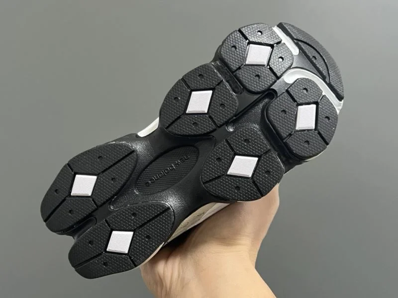 NEW BALANCE SHOES Upgraded 30055
