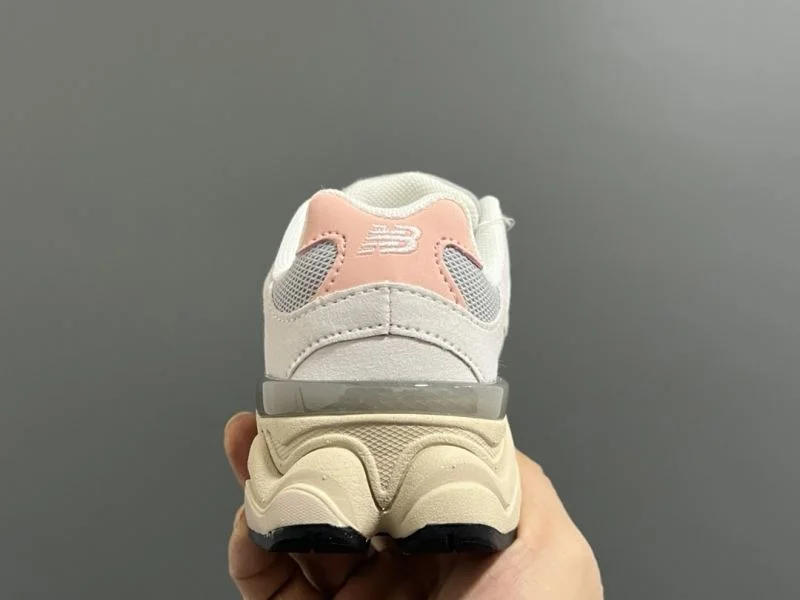 NEW BALANCE SHOES Sleek 30058