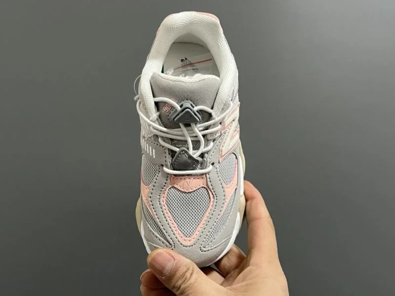 NEW BALANCE SHOES Sleek 30058