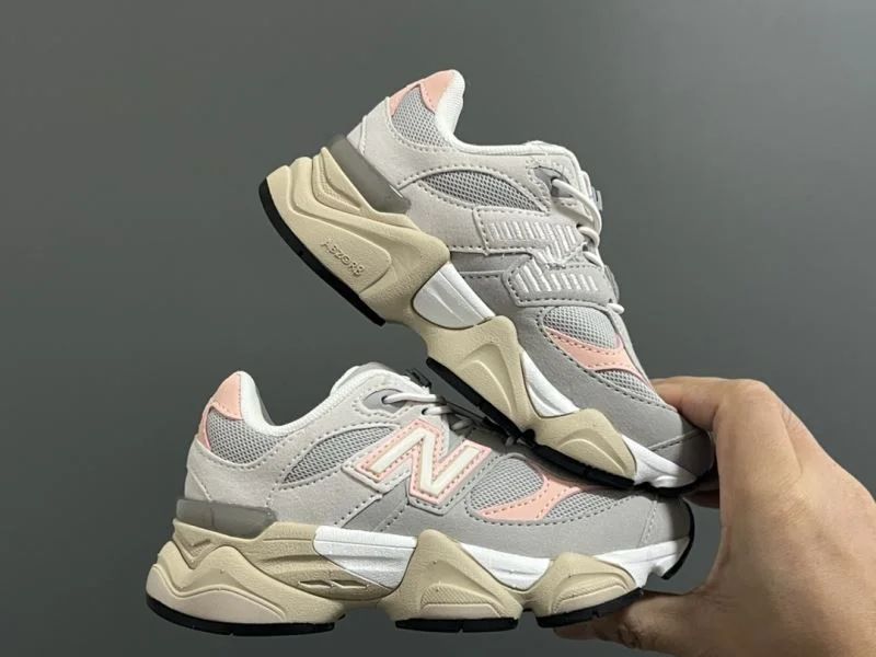 NEW BALANCE SHOES Sleek 30058