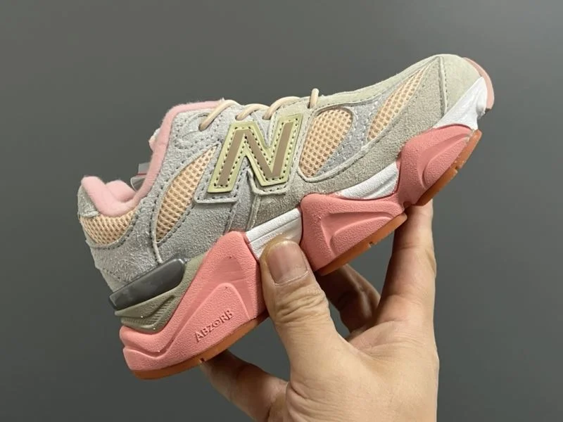 NEW BALANCE SHOES UrbanChic 30038