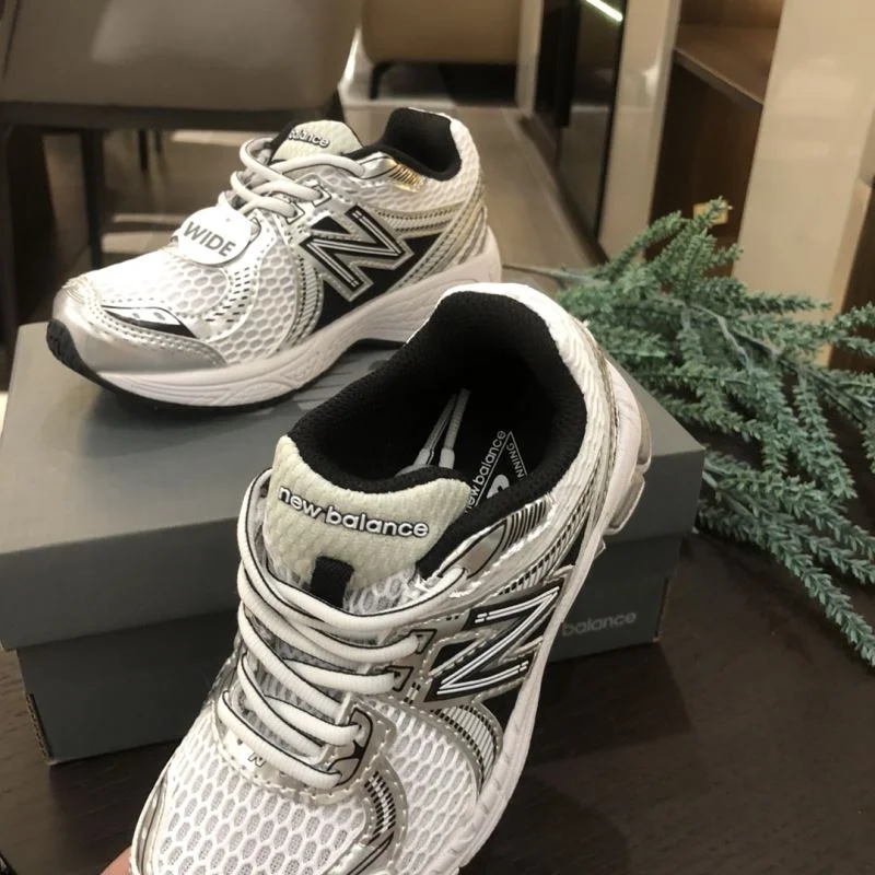 NEW BALANCE SHOES WrinkleFree 30048