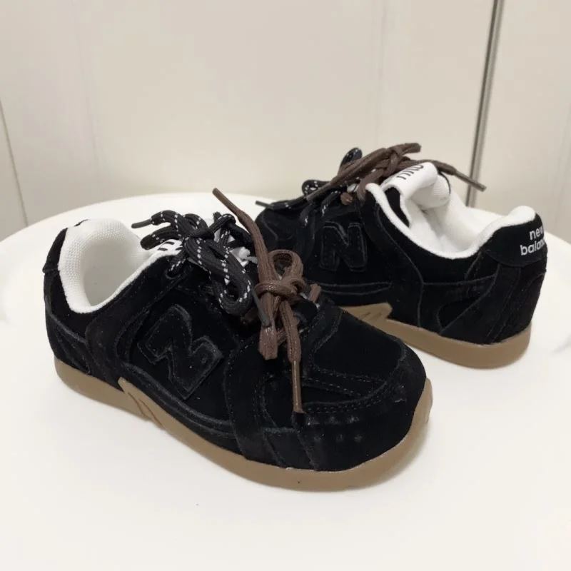 NEW BALANCE SHOES UrbanChic 30026