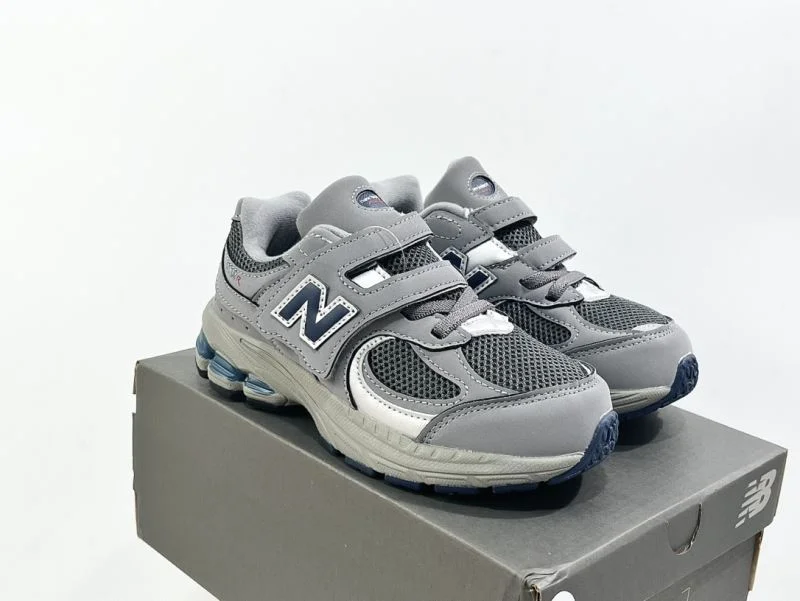 WellDesigned NEW BALANCE SHOES 28770