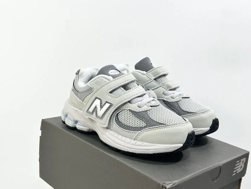 WellDesigned NEW BALANCE SHOES 28770