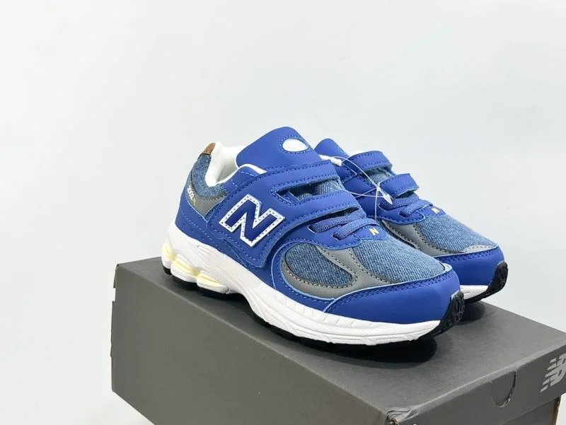 WellDesigned NEW BALANCE SHOES 28770