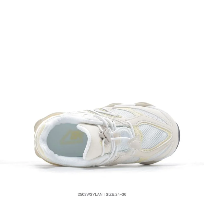 Bold NEW BALANCE SHOES 28730