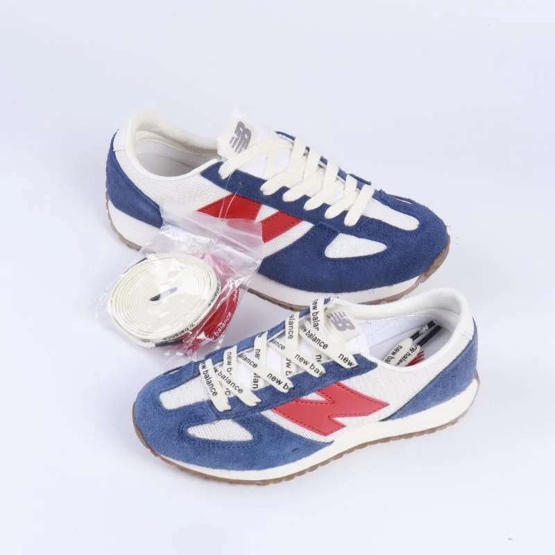 Resilient NEW BALANCE SHOES 28746
