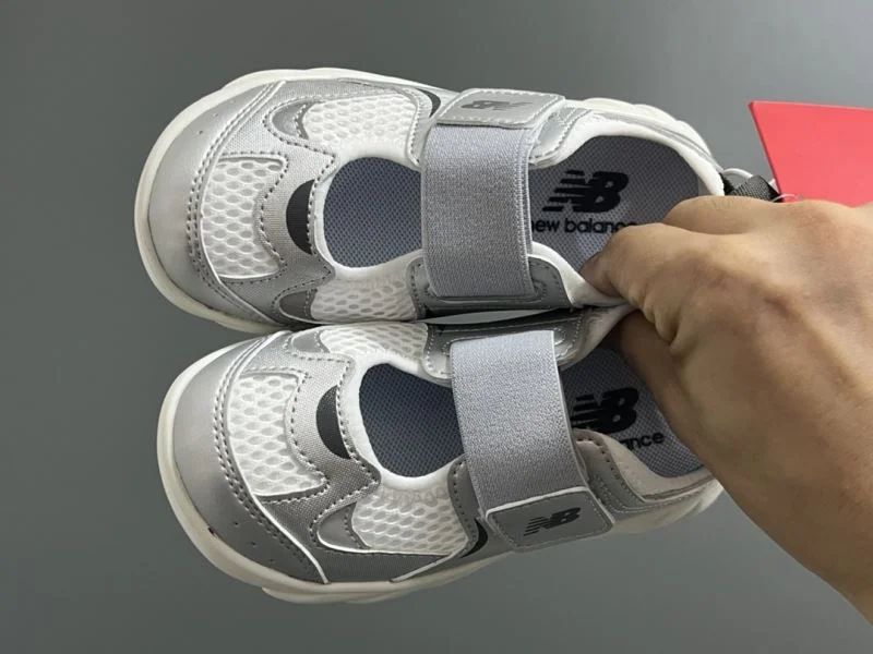 Colorful NEW BALANCE SHOES 28714