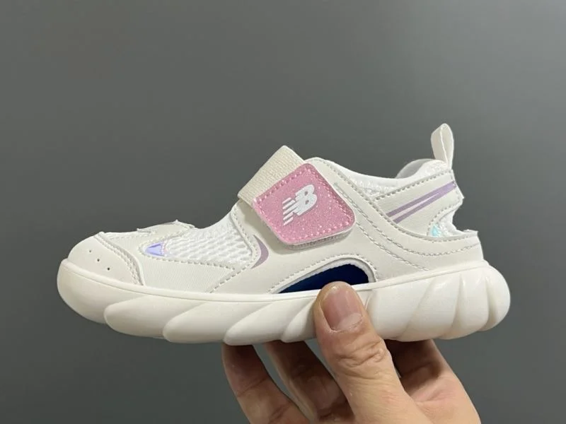 Sustainable NEW BALANCE SHOES 28698