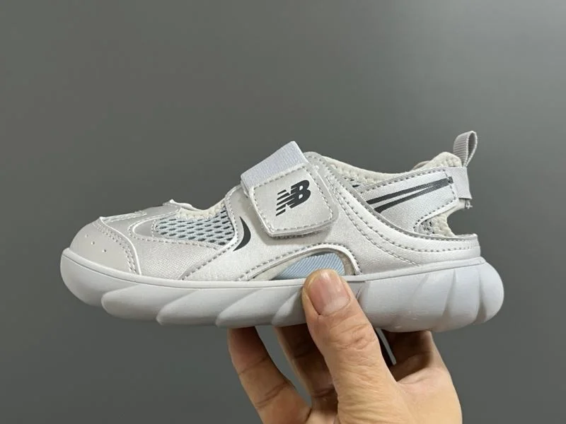 Comfortable NEW BALANCE SHOES 28720