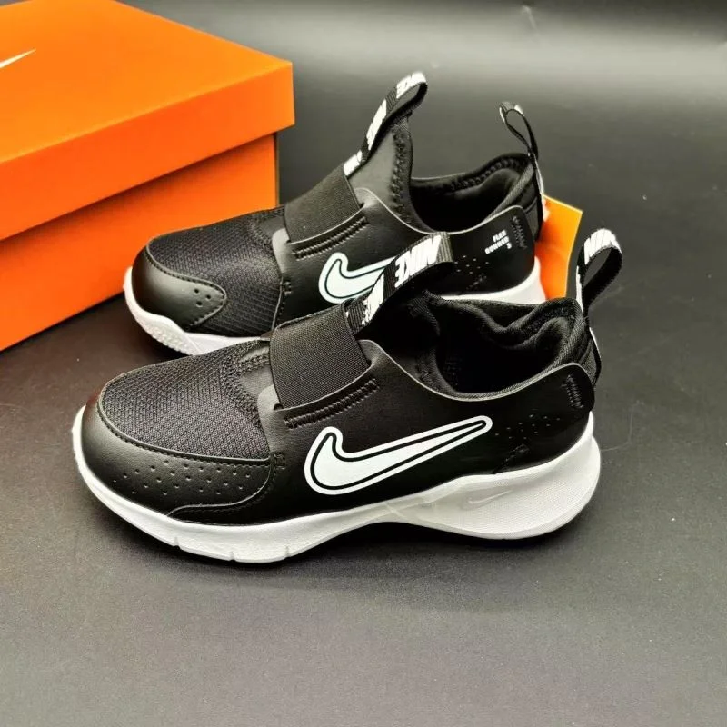 NIKE SHOES MoistureWicking 29221