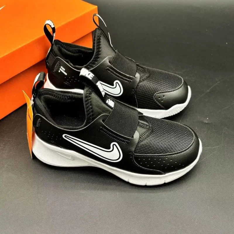 NIKE SHOES MoistureWicking 29221
