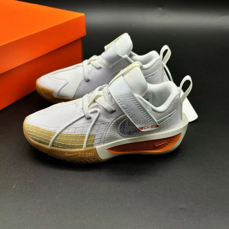 NIKE SHOES Thermal 29209